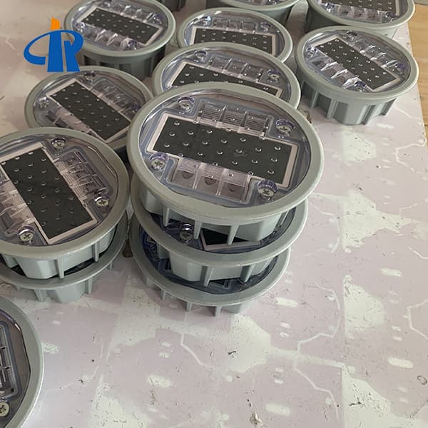 <h3>Road Solar Stud Light Supplier In Korea With Shank-RUICHEN Road </h3>

